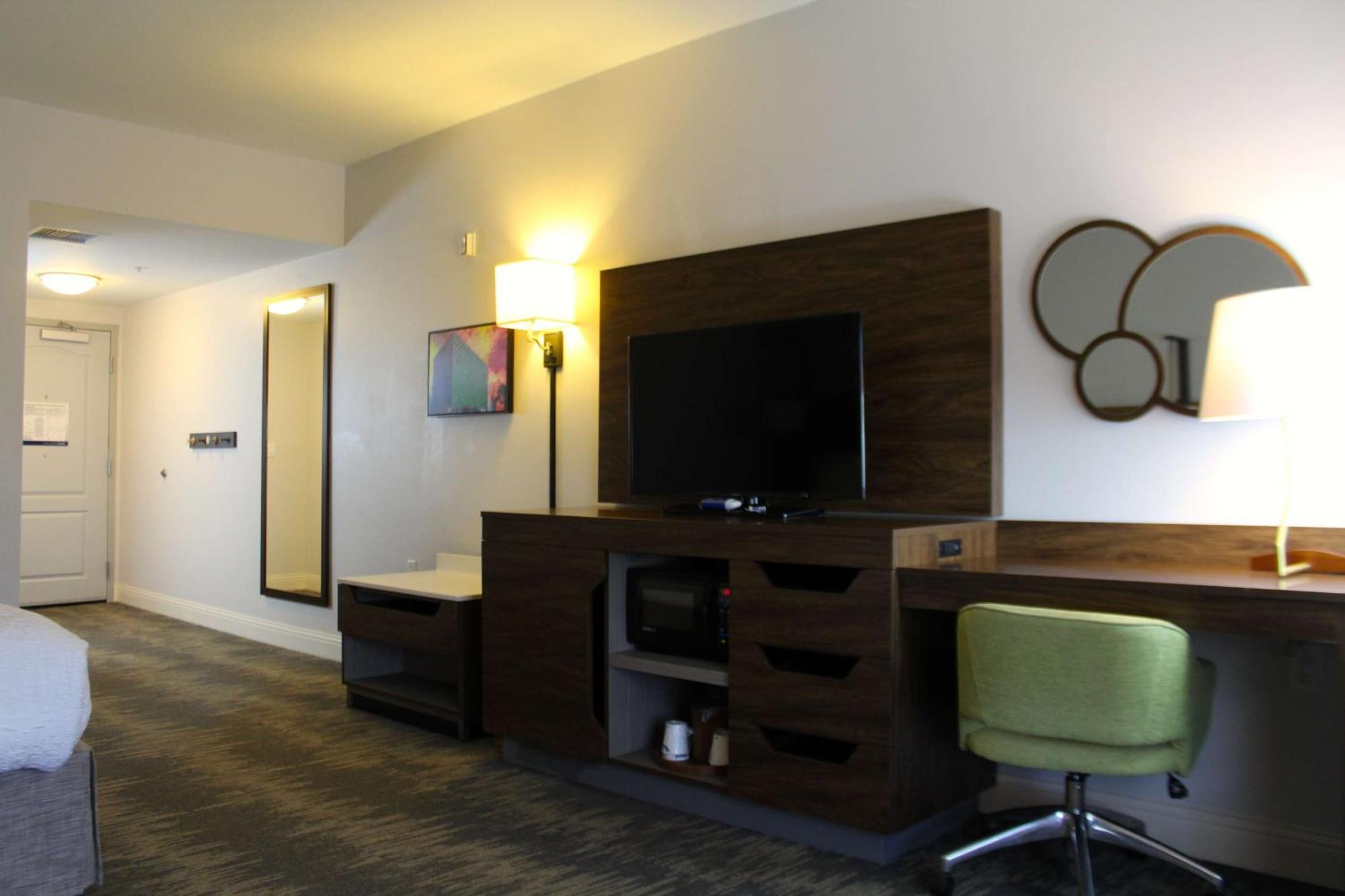 Hampton Inn & Suites Sarasota / Bradenton - Airport Exterior photo