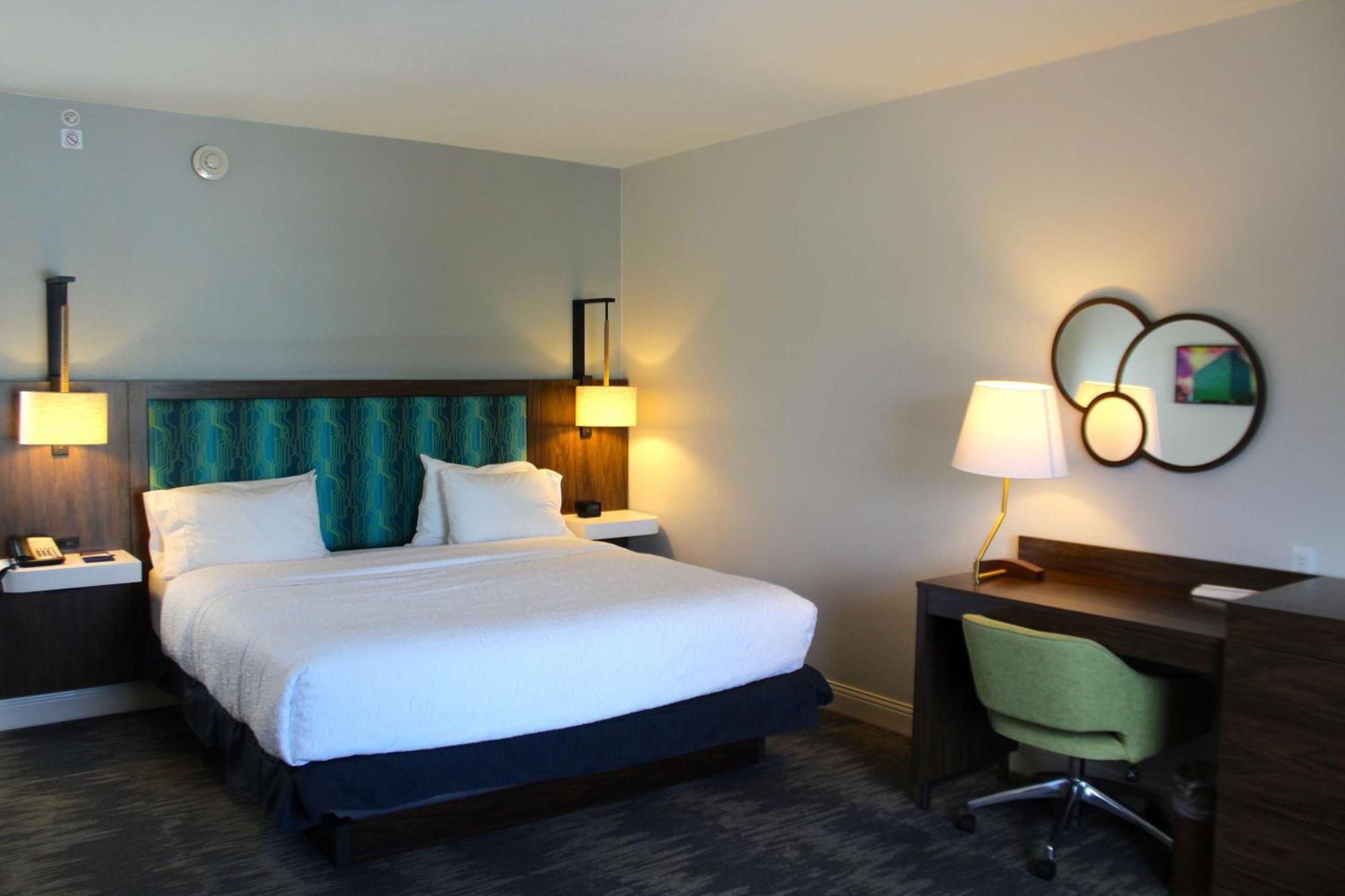 Hampton Inn & Suites Sarasota / Bradenton - Airport Exterior photo
